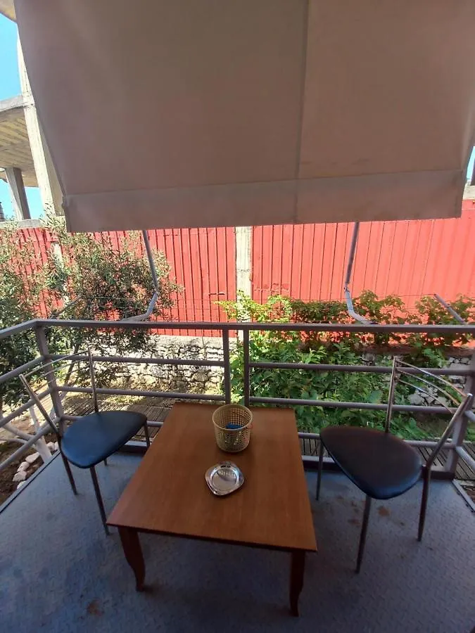 Arjana & Nelaj Apartments Ksamil